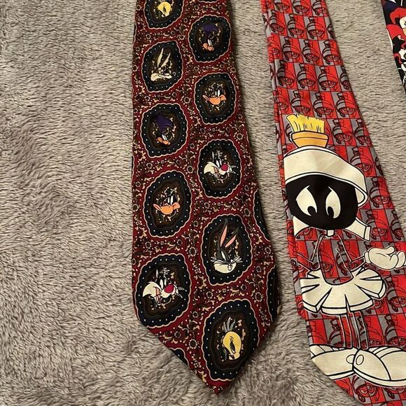Vintage looney tunes neck ties - Picture 7 of 11